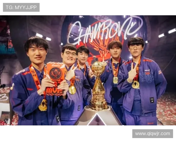 JDG战队在世界冠军杯积分榜中以63分稳居第一名引发关注