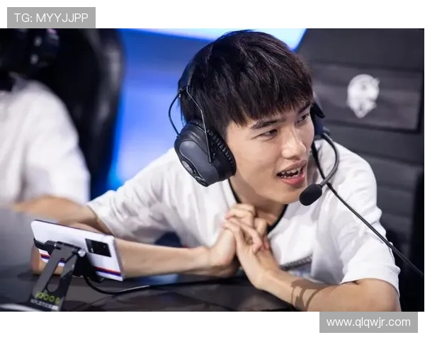 WE战队的蜕变之路：从荣耀巅峰到全新挑战的纪实探索