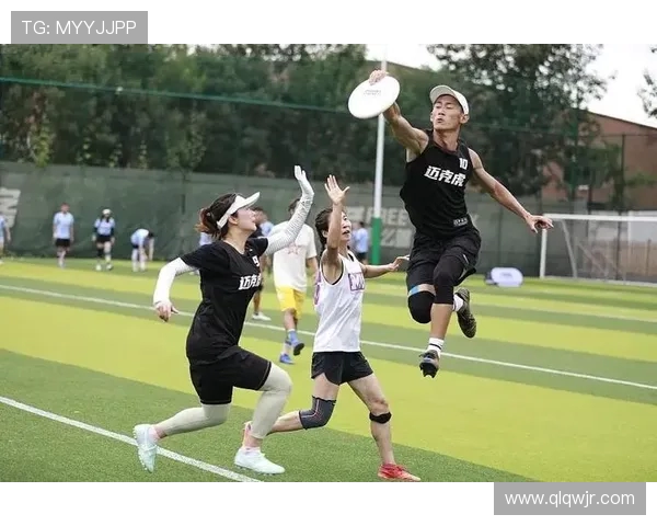 武汉飞盘队在世界滑板锦标赛中以70分稳居积分榜首位