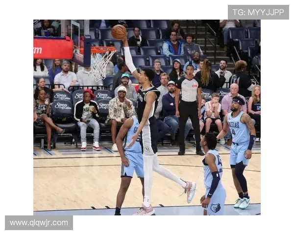 文班亚马新赛季表现惊艳场均20分10篮板3盖帽领跑最佳新秀竞争 文班亚马新赛季表现惊艳场均20分10篮板3盖帽领跑最佳新秀竞争