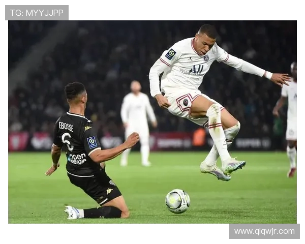 昂热与奈梅斯激战在即谁能在法甲赛场上笑到最后 昂热与奈梅斯激战在即谁能在法甲赛场上笑到最后