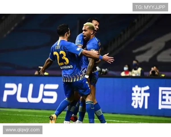 索察与尼奥特的激烈对决分析及双方战术布局探讨