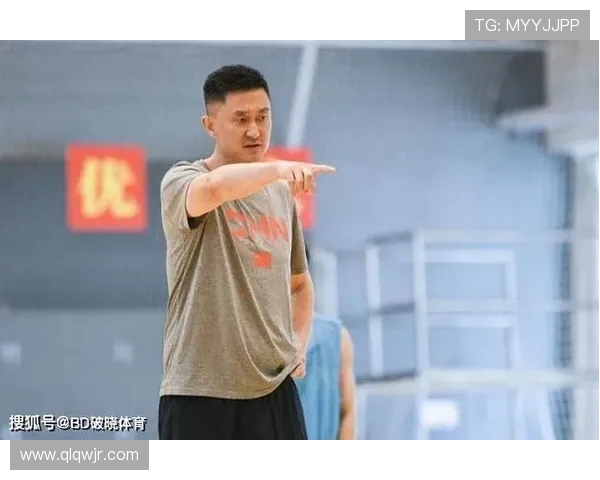 成都篮球队进攻策略分析与得失评估探讨