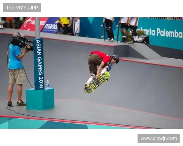 南京滑板队团队协作引发热议滑板文化与竞技精神的碰撞与反思